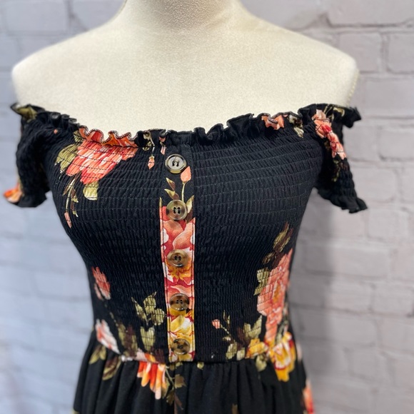 J FOR JUSTIFAY WOMEN'S FLOWERED ESCITE ELASTICIZED BLACK DRESS SIZE S - Picture 7 of 15